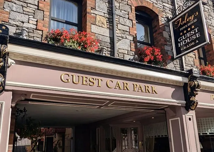 Foley's Townhouse 4*