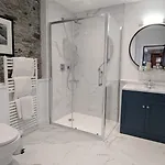 基拉尼弗雷联排别墅旅馆