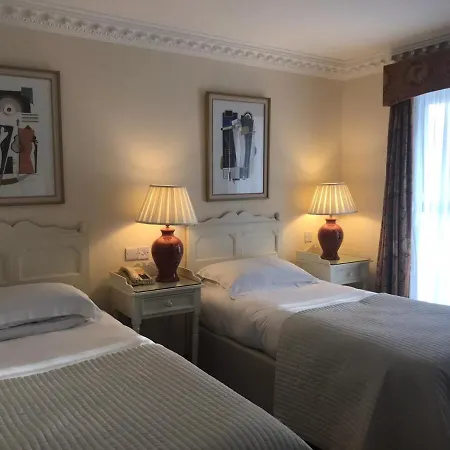 Konukevi Foley's Townhouse Killarney
