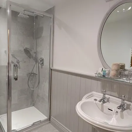 基拉尼弗雷联排别墅旅馆