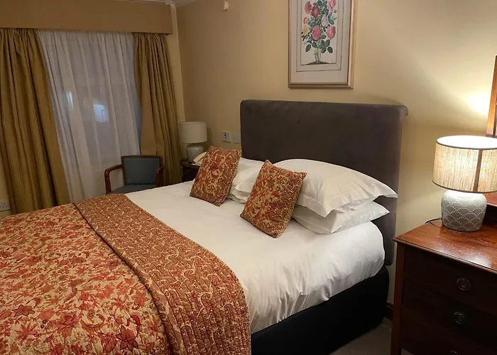 Konukevi Foley's Townhouse 4*