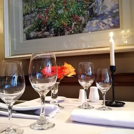 Konukevi Foley's Townhouse Killarney