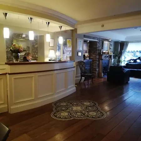 Foley's Townhouse Гостьовий будинок Кілларні