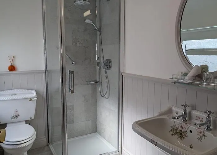 基拉尼弗雷联排别墅旅馆 基拉尼