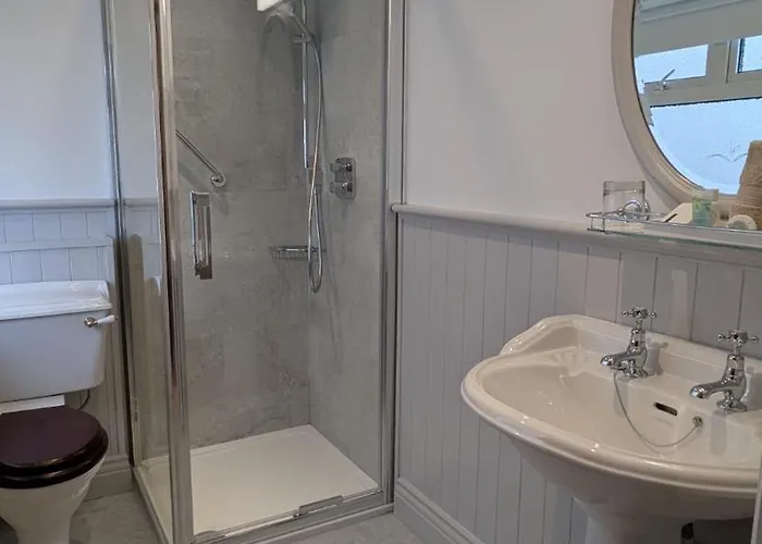 基拉尼弗雷联排别墅旅馆 基拉尼